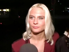 Blonde, Sucer une bite, Brunette brune, Queue, Européenne, Nudiste, De plein air, Nénés