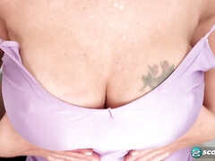 Grosse titten, Riesig, Masturbation, Milf, Mutti, Muschi, Solo, Titten