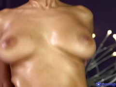 Grote mammen, Pijpbeurt, Bruinharig, Sperma, Handbeurt, Masseren, Doordringend, Kut duiken