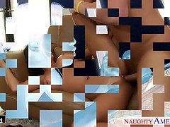 Gros cul, Gros seins, Sucer une bite, Brunette brune, Mère que j'aimerais baiser, Criant