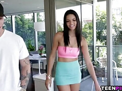 Plantureuse, Éjaculation interne, Tir de sperme, Fille latino, Chatte, Rasée, Adolescente