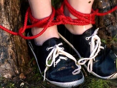 Bondage, Plantureuse, Tchèque, Fétiche, Seins naturels, De plein air, Solo, Nénés