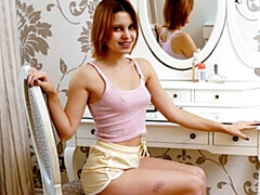 18 летние, Жопа, Пальцем, Мастурбация, Короткая стрижка, Тощие, Соло, Стриптизерша