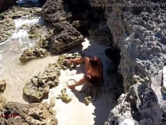 OMG! WATCH IT! Tourist Made a Video Of A Girl Masturbating Near the Sea!