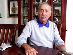 18 jaar, Lieveling, Pijpbeurt, Bruinharig, Latijnse vrouw, Kut duiken, Tiener, Tieten likken