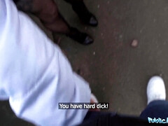 Gros seins, Queue, En levrette, Lingerie, Mature, Mère que j'aimerais baiser, Pov, Public