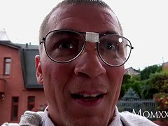 Blasen, Geile alte tussi, Spermaladung, Reif, Milf, Mutti, Schreiend, Strümpfe