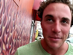 Naive straight guy ends in gay gloryhole