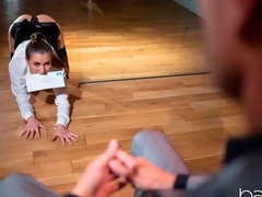 Cul, Blonde, Doigter, Branlette thaïlandaise, Jarretelles, Dénudage, Adolescente, Nénés