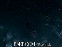 Grosser schwanz, Blasen, Spermaladung, Hd, Im freien, Pool, Rasiert, Titten