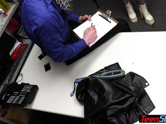 18 años, Verga grande, Mamada, Realidad, Flaco, Adolescente, Tetas, Uniforme