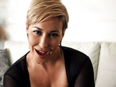 デカ尻, デカパイ, 指いじり, 目瞪口呆, 下着, オナニー, 淫乱熟女, ショートヘア