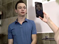 Tetas grandes, Rubia, Lamidas, Madres para coger, Afeitado, Ducha, Tetas