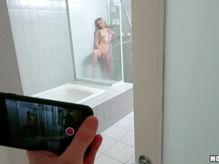 Amateur, Americano, Cuarto de baño, Morena, Masturbación, Ducha, Flaco, Voyeur