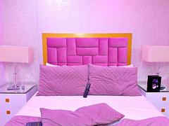 Lieveling, Pijpbeurt, Latijnse vrouw, Tieten likken