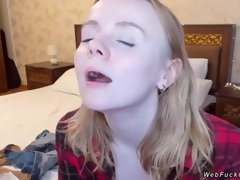 Enthousiasteling, Blond, Huisgemaakt, Ondergoed, Roodharige vrouw, Alleen, Tiener, Tieten likken