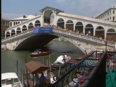 Gros seins, Sucer une bite, Brunette brune, Poupée, Faciale, Partouze, Lingerie, Mère que j'aimerais baiser