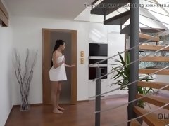 Braunhaarige, Tschechisch, Oma