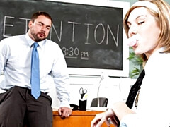 Grote kont, Grote lul, Blond, Pijpbeurt, Kort haar, Lerarin, Tiener, Tieten likken