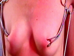 Sadomasoquismo, Amarrada, Lesbiana, Coño, Pelirrojo, Tetas, Juguetes, Mojado