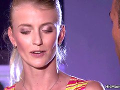 Красивые, Блондинки, Грудастые, Постарше, Лесбиянка, Зрелые, Мачеха, Молоденькие