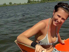 In den arsch, Grosser arsch, Bikini