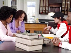 大学生, チン, 顔面騎乗, デカチンの, オマンコ, 現実, 三人, オッパイの