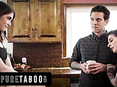 Small and Jane's sloppy deepthroat clip