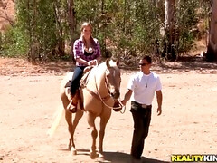 Beauté, Gros seins, Gorge profonde, Queue, Poilue, Hd, Mamelons, Nénés