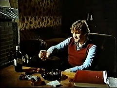 Leie, Blasen, Braunhaarige, Geschnappt, Hardcore, Milf, Flotter dreier, Vintage