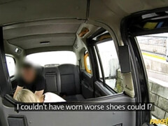 Enthousiasteling, Pijpbeurt, Bedriegen, Hondjeshouding, Fetisj, Likken, Buiten, Gezichtspunt