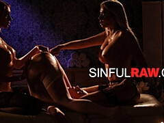 Pies, Hembra, Hd, Lamidas, Mamá, Estrella porno, Medias largas, Trio