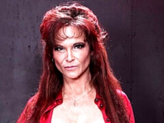 Grosse titten, Bekleidet, Hundestellung, Schwanzloch, Milf, Rotschopf, Rock, Titten