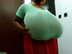 Gros seins, Noir ébène, Masturbation, Nue  à poil, Seins naturels, Chatte, Nénés, Mouillée