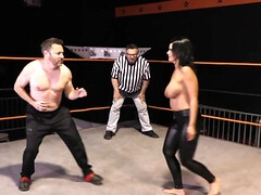 Язык в попке, Красотки, Большие сиськи, Брюнетки, Сидя на лице, Хд, Рабыни, Реслинг