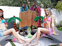 Большой член, Минет, Собачьи, Вчетвером, Натуральные сиськи, Тощие, Молоденькие, Сиськи