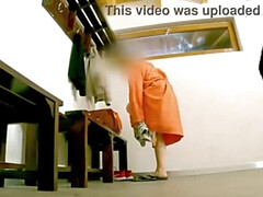 Leie, Grosse titten, Flashen, Natürlichen titten, Zierlich, Öffentlich, Dusche, Titten