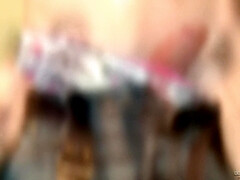 Nana, Gros seins, Sucer une bite, Brunette brune, Faciale, Nue  à poil, Chatte, Plan cul à trois