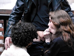 Anal, Mamada, Morena, Estilo perrito, Doble penetracion, Penetracion con dedos, Tetas naturales, Afeitado