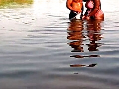 Playa, Bikini, Hendidura, Pelea de gatas, Desnudo, Bragas, Pelirrojo, Mojado