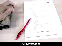 Grosse bite, Gros seins, Sucer une bite, Famille, Mère que j'aimerais baiser, Pov, Belle mère, Tabou