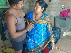 Sucer une bite, Couple, Fait maison, Indienne, Maman, Enceinte, Fils, Adolescente