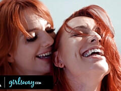 Большая жопа, Хд, Поцелуи, Лесбиянка, Лизание, Киски, Реалити, Сиськи