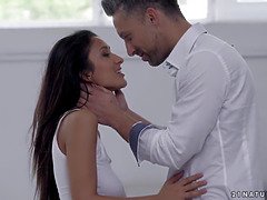 Gros cul, En levrette, Hd, Chatte, Seins flasques, Maigrichonne, Adolescente, Nénés