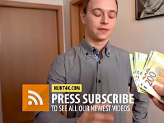 Grosse titten, Geschnappt, Gehörnter ehemann, Milf, Realität, Rasiert, Tätowierung