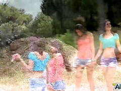 Morena, Hd, Lesbiana, Al aire libre, Perforación