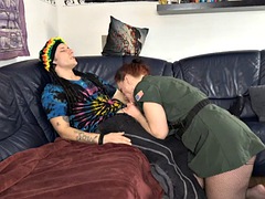 フェラチオ, イく瞬間, ドイツ人, なめる, 淫乱熟女, 赤毛, 喫煙, タトゥー