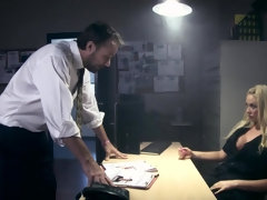 Grosse bite, Gros seins, En levrette, Partouze, Hd, Mère que j'aimerais baiser, Bureau, Police