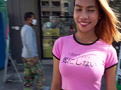 浴室, デカチン, フェラチオ, イく瞬間, 小柄, ガリガリ, タイ, オッパイの