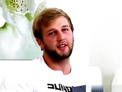 Cul, Blonde, Sucer une bite, Plantureuse, Tchèque, Orgasme, Chatte, Jarretelles